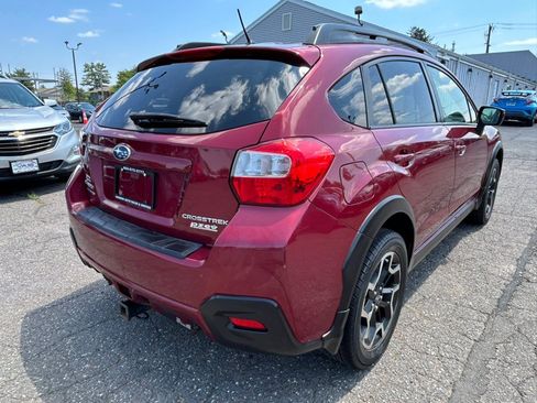 Used 2017 Subaru Crosstrek 2.0i Premium AWD/4WD image 4