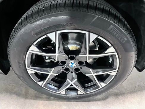 Used 2025 BMW X3 xDrive30i AWD/4WD image 9