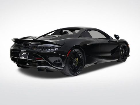 Used 2025 McLaren 750S Spider image 5