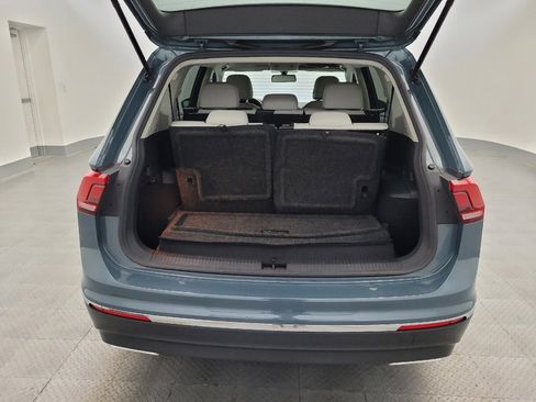Used 2021 Volkswagen Tiguan SE image 29