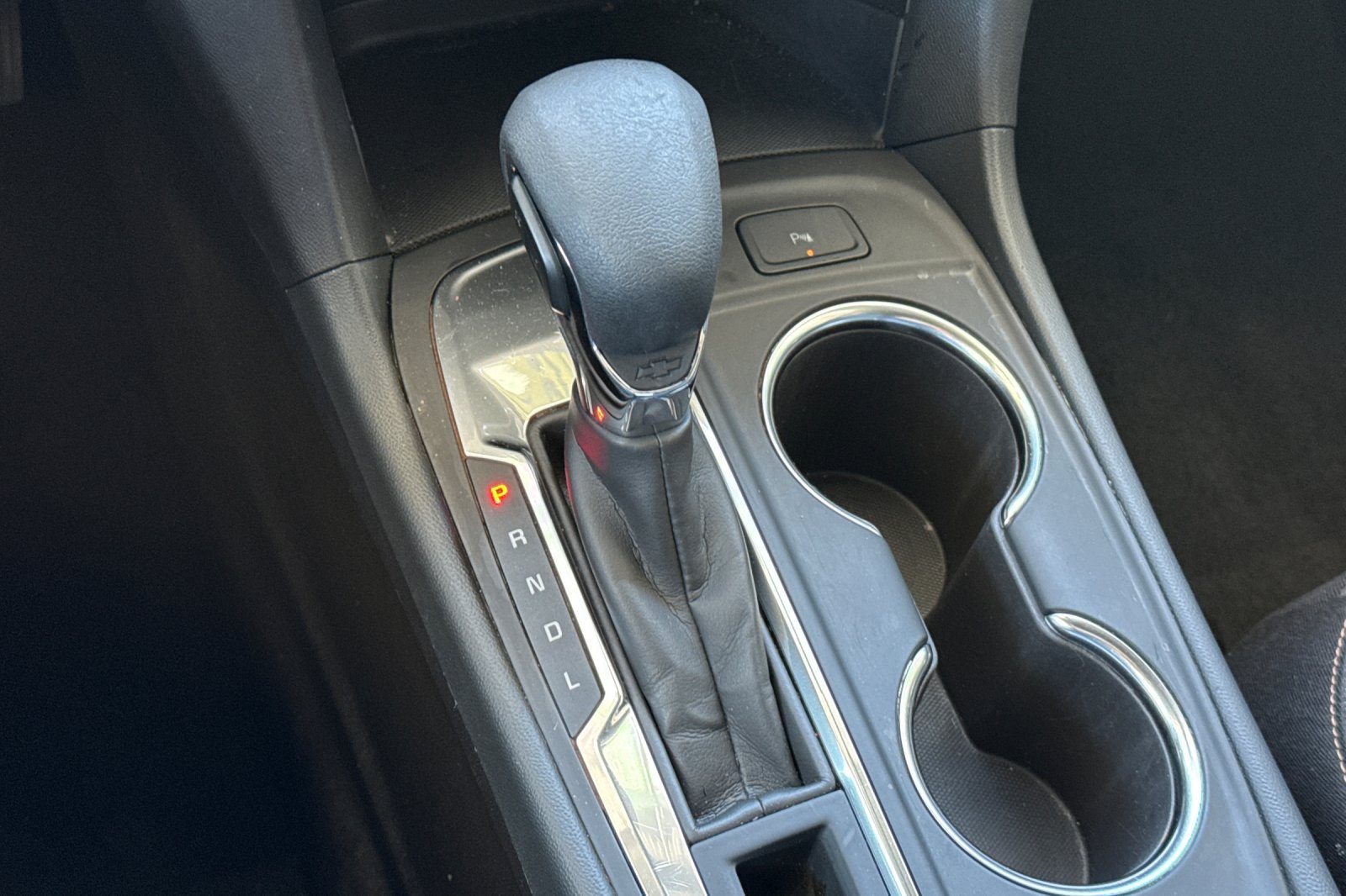 Used 2024 Chevrolet Equinox LT FWD image 31