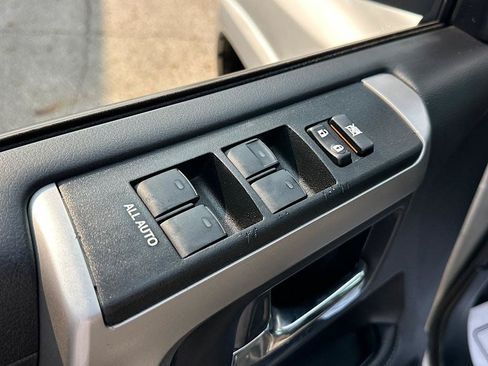 Certified 2024 Toyota 4Runner SR5 AWD/4WD image 15