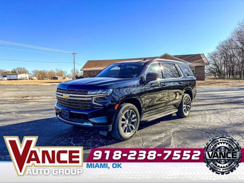 Used 2023 Chevrolet Tahoe LT w/ LT Signature Package image 3