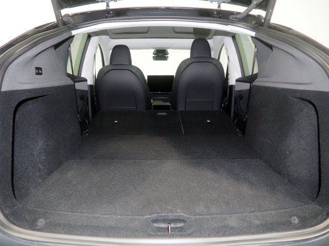 Used 2026 Tesla Model Y Long Range AWD/4WD image 48