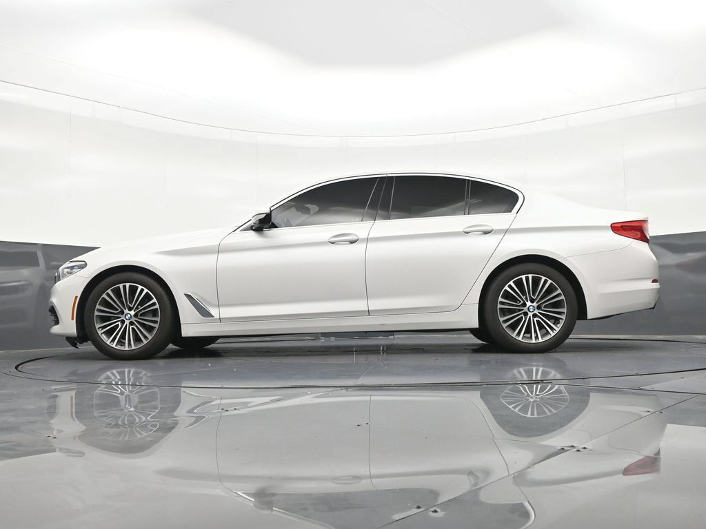 Used 2019 BMW 530i w/ Convenience Package RWD image 24