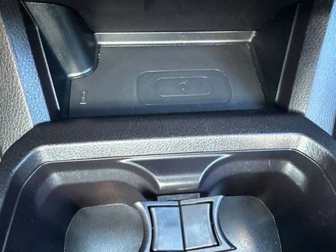 Used 2016 Toyota Tacoma TRD Sport w/ Towing Package AWD/4WD image 28