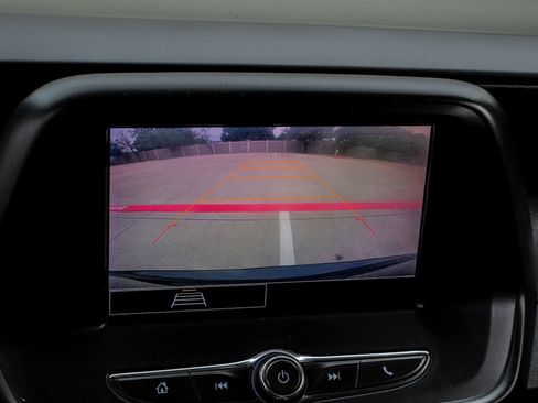 Used 2021 Chevrolet Camaro LT RWD image 25