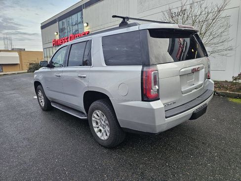 Used 2017 GMC Yukon SLE image 7
