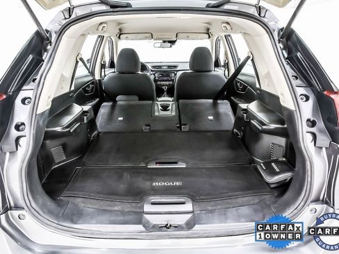 Used 2020 Nissan Rogue S image 36