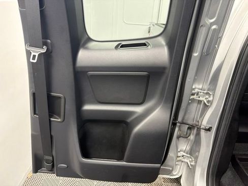 Used 2023 Toyota Tacoma SR RWD image 13