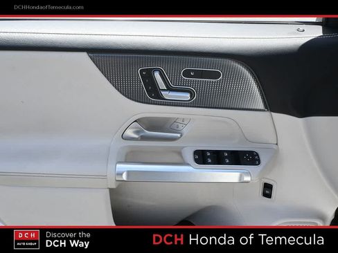 Used 2022 Mercedes-Benz GLB 250 image 16