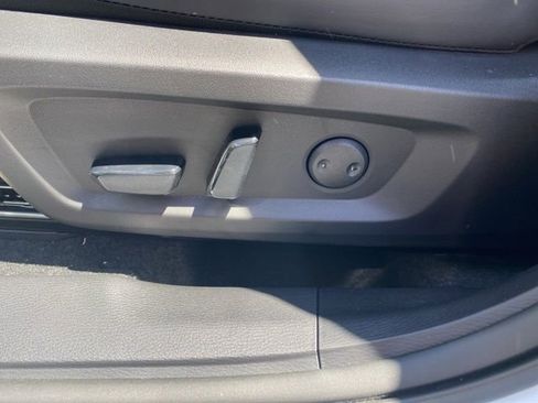 New 2026 Mitsubishi Outlander Trail Edition AWD/4WD image 32