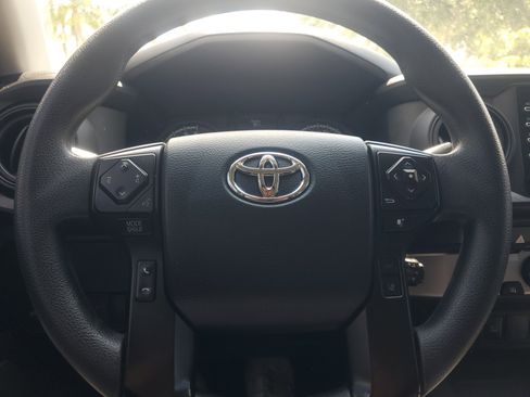 Certified 2023 Toyota Tacoma SR AWD/4WD image 19