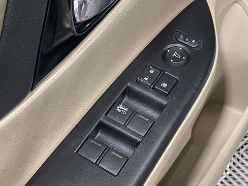 Used 2017 Honda Accord LX image 19