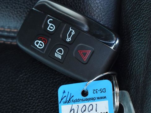 Used 2019 Jaguar F-PACE Prestige image 27