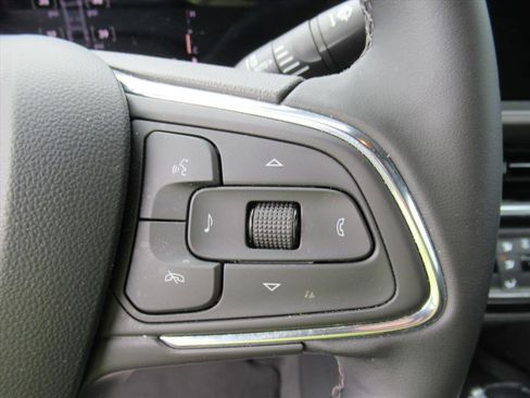 Used 2025 Buick Envista Sport Touring w/ Convenience I Package image 21