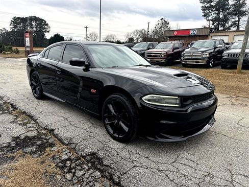 Used 2019 Dodge Charger Scat Pack image 7