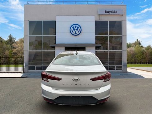 Used 2019 Hyundai Elantra SEL image 6