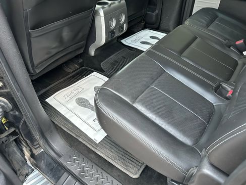 Used 2014 Ford F150 Lariat w/ Equipment Group 502A Luxury image 10