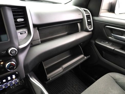 Used 2021 RAM 1500 Big Horn image 24