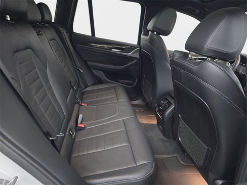 Used 2021 BMW X3 M40i w/ Premium Package image 11