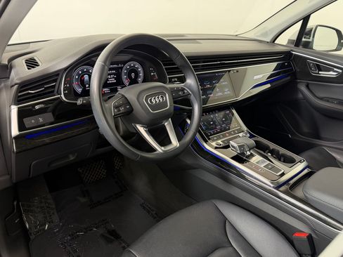 Used 2024 Audi Q7 3.0T Premium Plus w/ Premium Plus Package AWD/4WD image 4