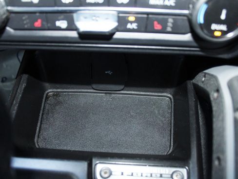 Used 2022 Ford Bronco Big Bend w/ Sasquatch Package image 36