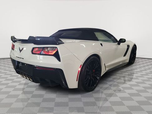 Used 2018 Chevrolet Corvette Z06 image 3