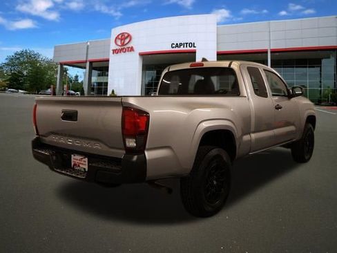 Certified 2022 Toyota Tacoma SR RWD image 3