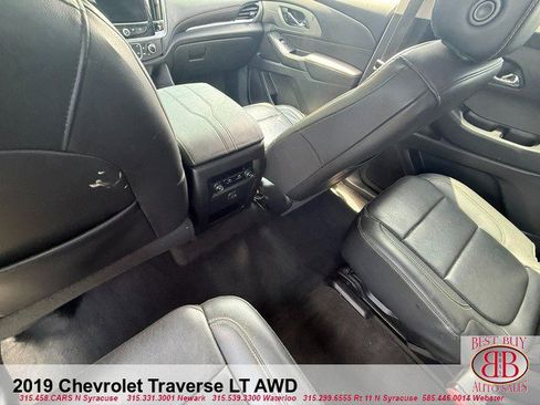 Used 2019 Chevrolet Traverse LT AWD/4WD image 24
