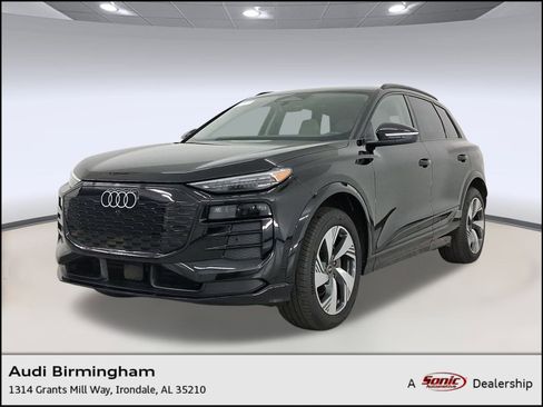 Used 2025 Audi Q6 e-tron Premium Plus image 1
