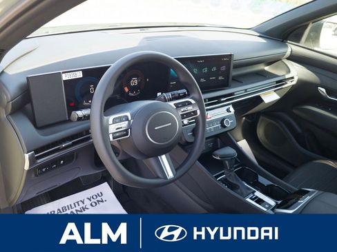 New 2026 Hyundai Santa Cruz SE image 11