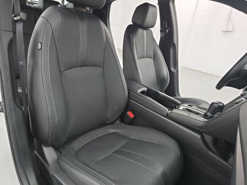 Used 2018 Honda Civic Sport Touring image 10