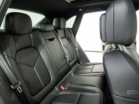 New 2026 Porsche Macan AWD/4WD image 23