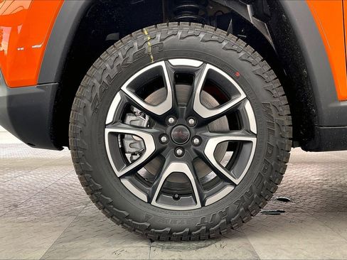 New 2026 Jeep Compass Trailhawk w/ Sun, Sound & Navigation Group image 14