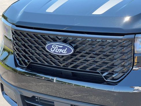 Used 2026 Ford Maverick Lariat w/ Black Appearance Package AWD/4WD image 38