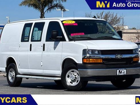 Used 2024 Chevrolet Express 2500 w/ Driver Convenience Package image 1