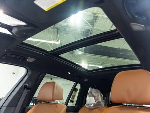 New 2027 BMW X7 M60i AWD/4WD image 16