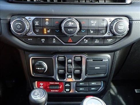 New 2026 Jeep Wrangler Unlimited Rubicon 392 image 19