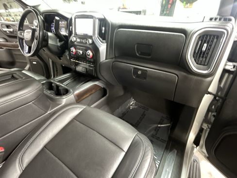 Used 2020 GMC Sierra 1500 SLT w/ SLT Premium Plus Package image 31