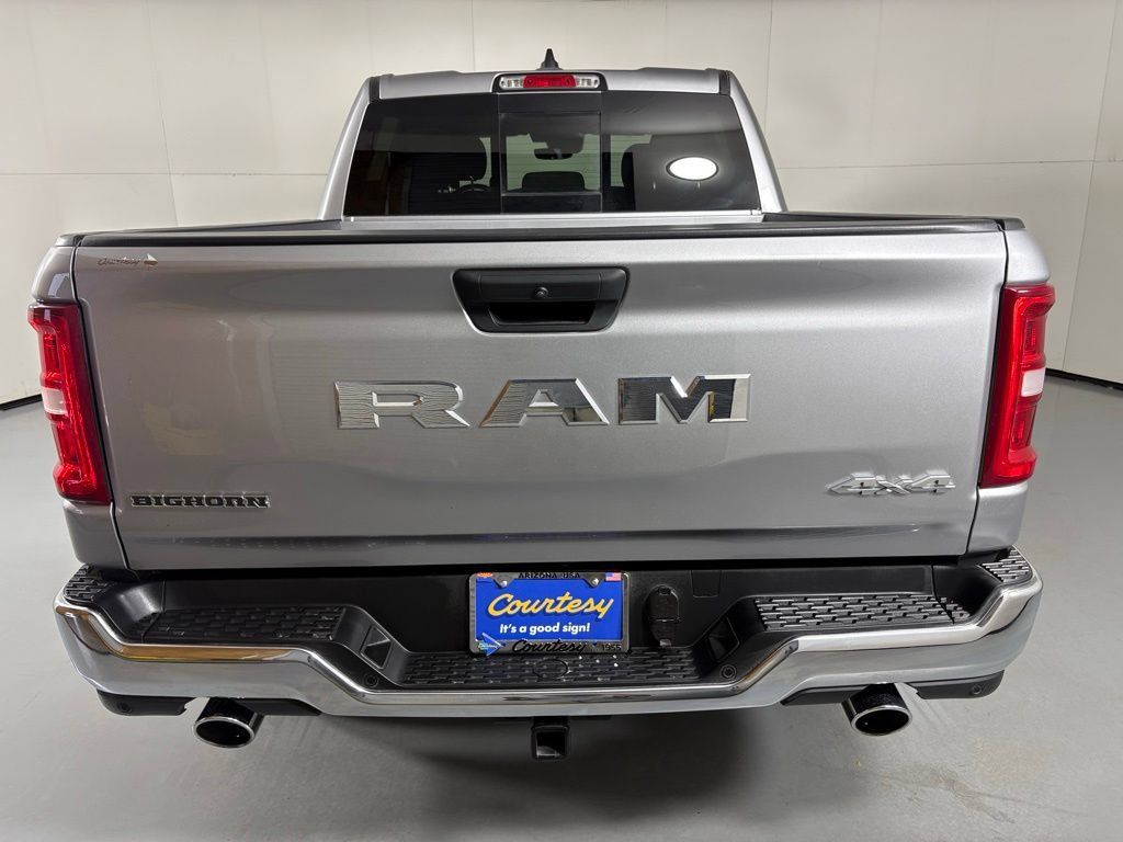 Used 2025 RAM 1500 Big Horn AWD/4WD image 7