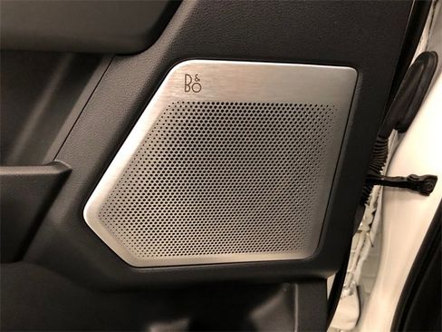 Used 2024 Ford F150 Lariat w/ Equipment Group 502A High image 16