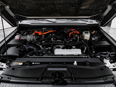 Used 2024 Toyota Land Cruiser 1958 image 89