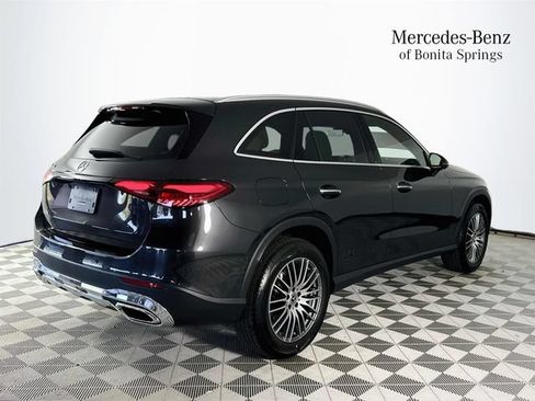 Used 2026 Mercedes-Benz GLC 300 image 7