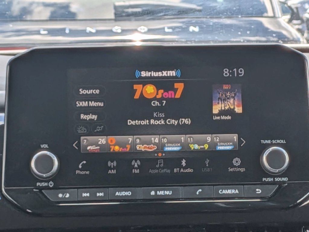Used 2025 Nissan Pathfinder SV AWD/4WD image 20