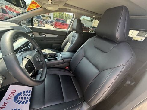 Used 2025 Nissan Murano SL AWD/4WD image 18