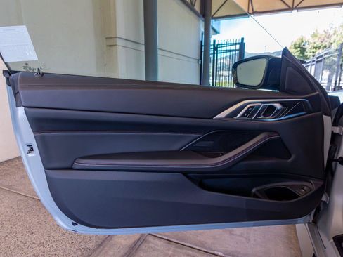 Used 2023 BMW M4 CSL RWD image 8
