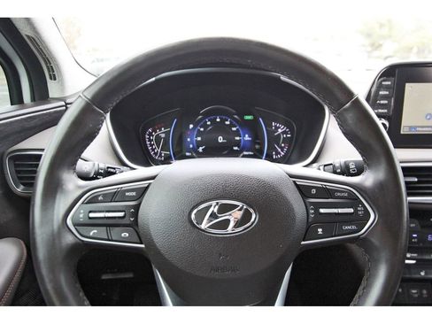 Used 2020 Hyundai Santa Fe Limited image 15