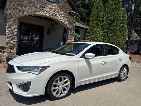 Used 2019 Acura ILX FWD image 2