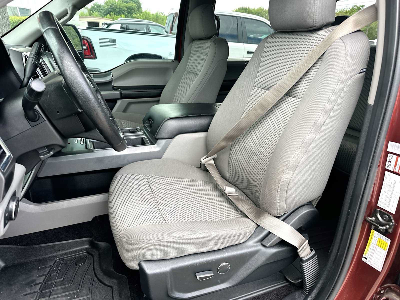 Used 2016 Ford F150 XLT w/ Equipment Group 301A Mid RWD image 17